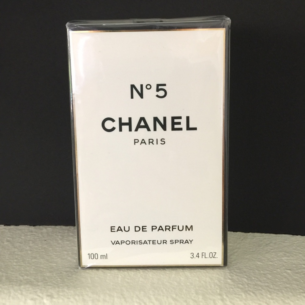 CHANEL No 5 Eau De Parfum Spray